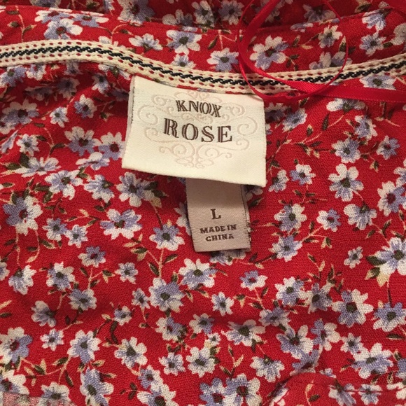 **SOLD**###### button down long sleeve floral top - Picture 3 of 8